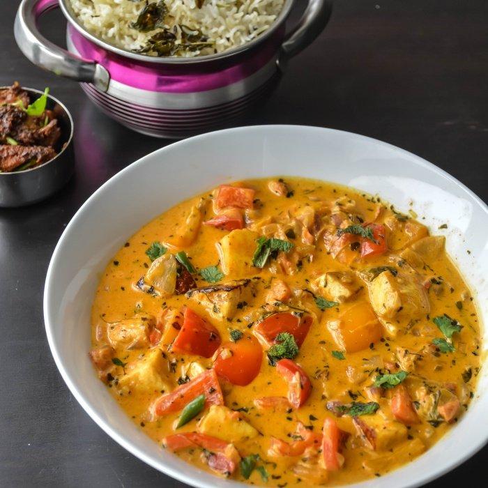 Matar Paneer at Mandvi Bhojnalay